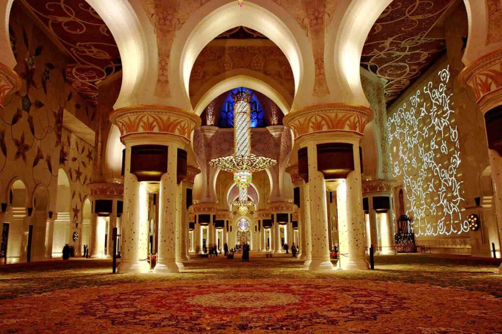 sheikh sultan bin zayed the first mosque